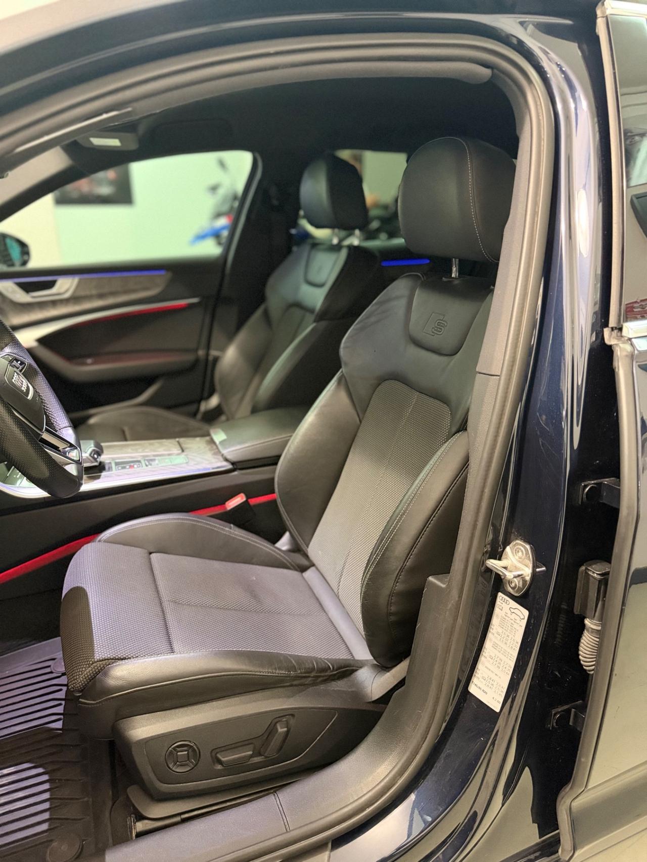 Audi A6 Avant 40 2.0 TDI quattro ultra S tronic LINE Design