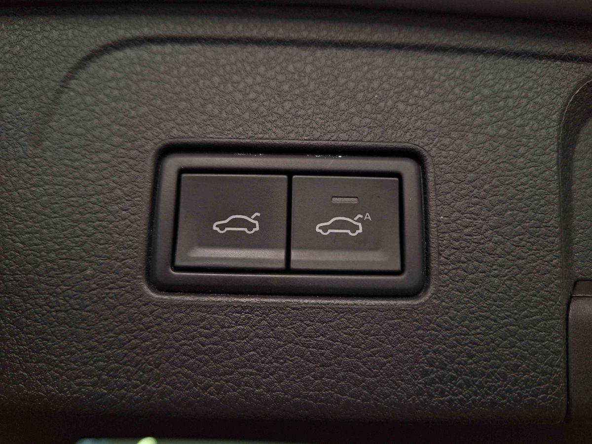 VOLKSWAGEN Passat Variant EVO 2.0 TDI DSG Executive -VIRTUAL RETROCAM SED.RISC. GAR.24M