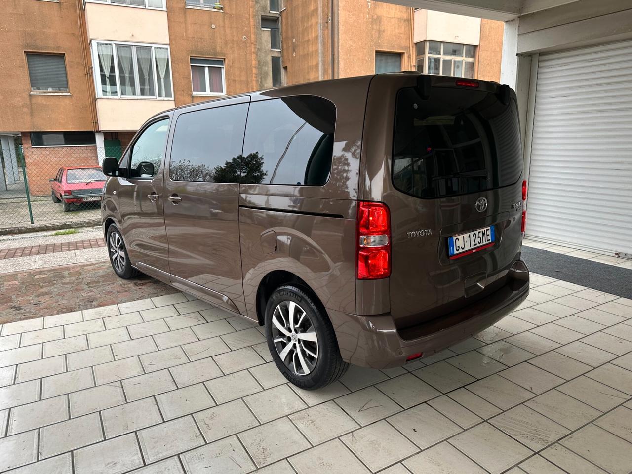 Toyota Proace Verso 2.0D 144 CV L1 D Executive