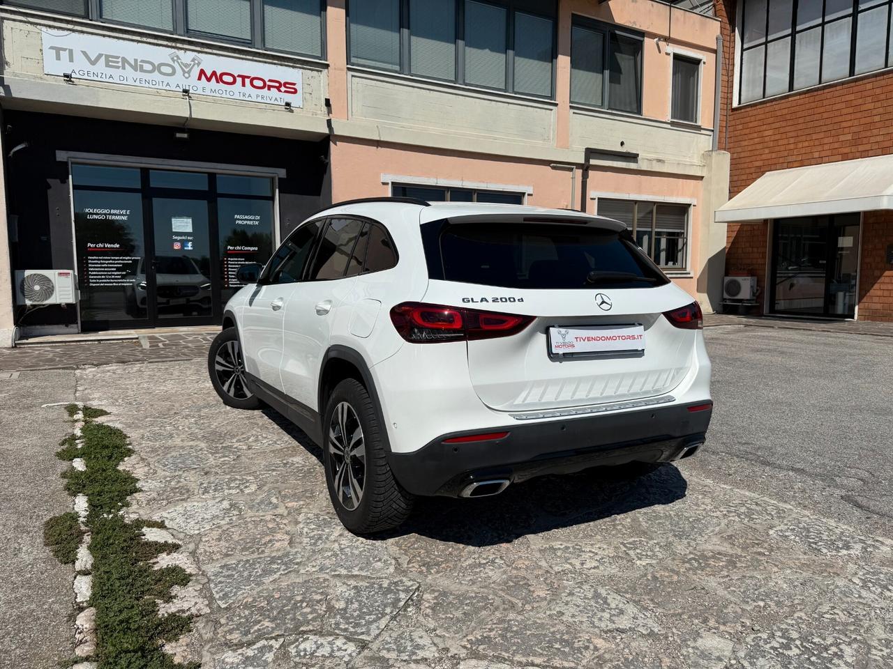 Mercedes-benz GLA 200 d Automatic Business