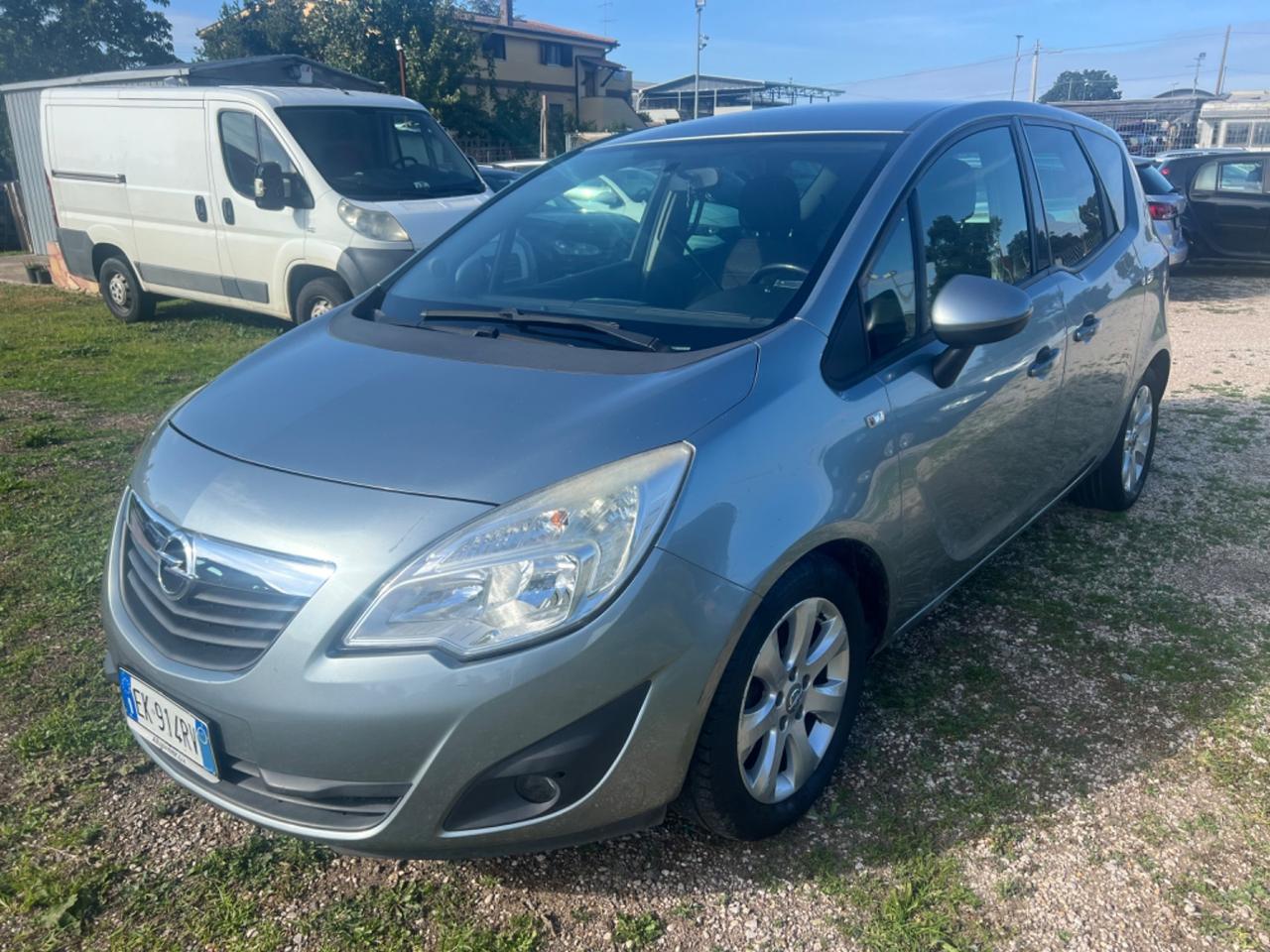 Opel Meriva 1.3 CDTI 95CV ( frizione nuova tagliando)