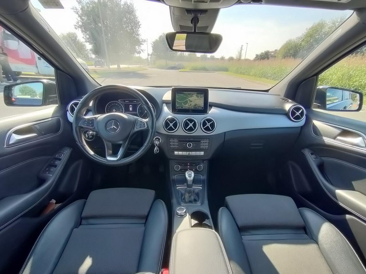 MERCEDES BENZ Classe B 180d Sport