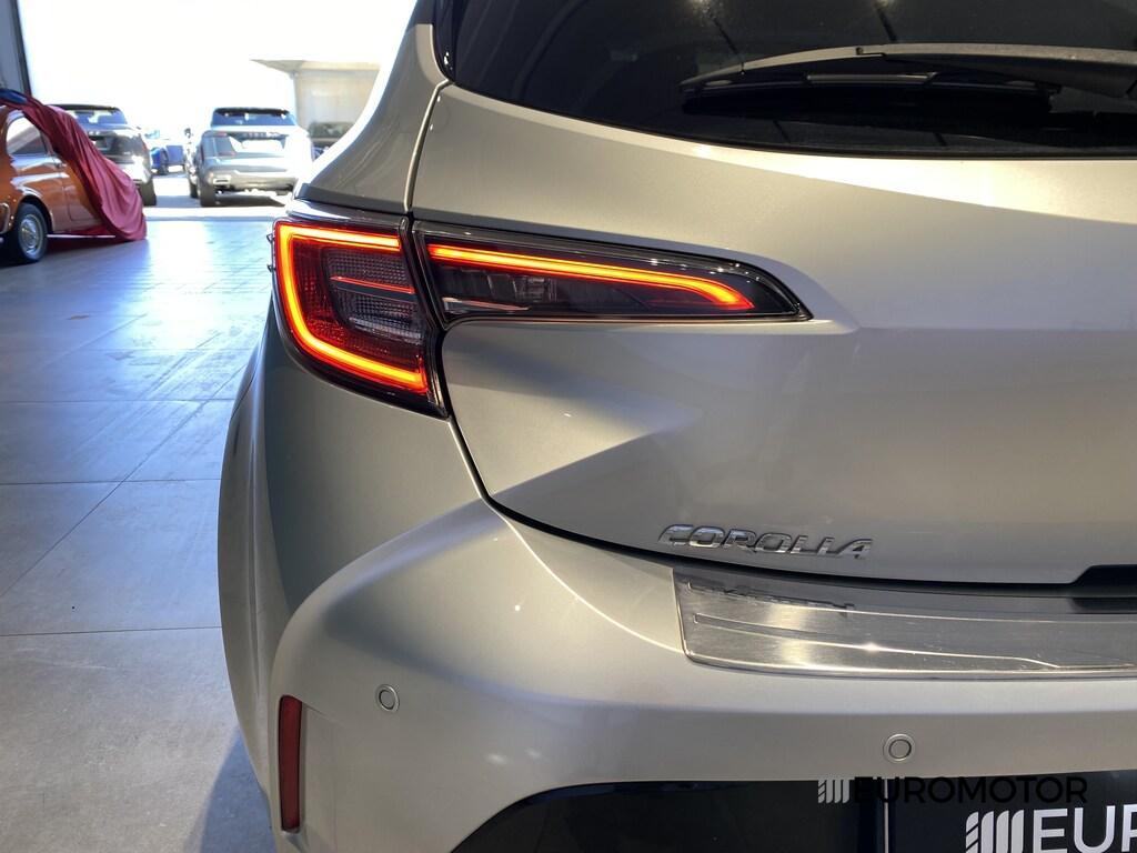 Toyota Corolla 1.8 Hybrid Style CVT