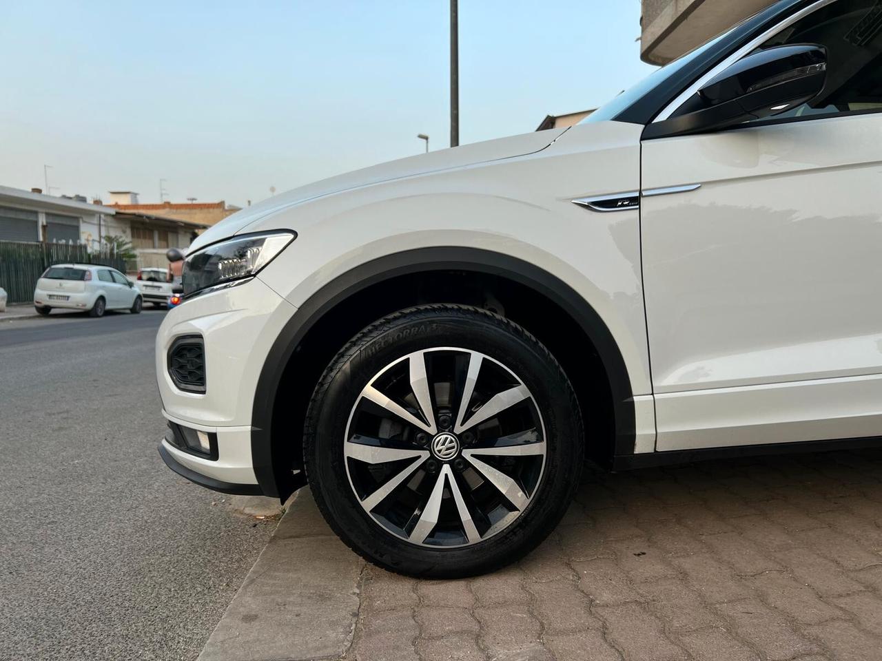 Volkswagen T-Roc 1.6 TDI R-Line