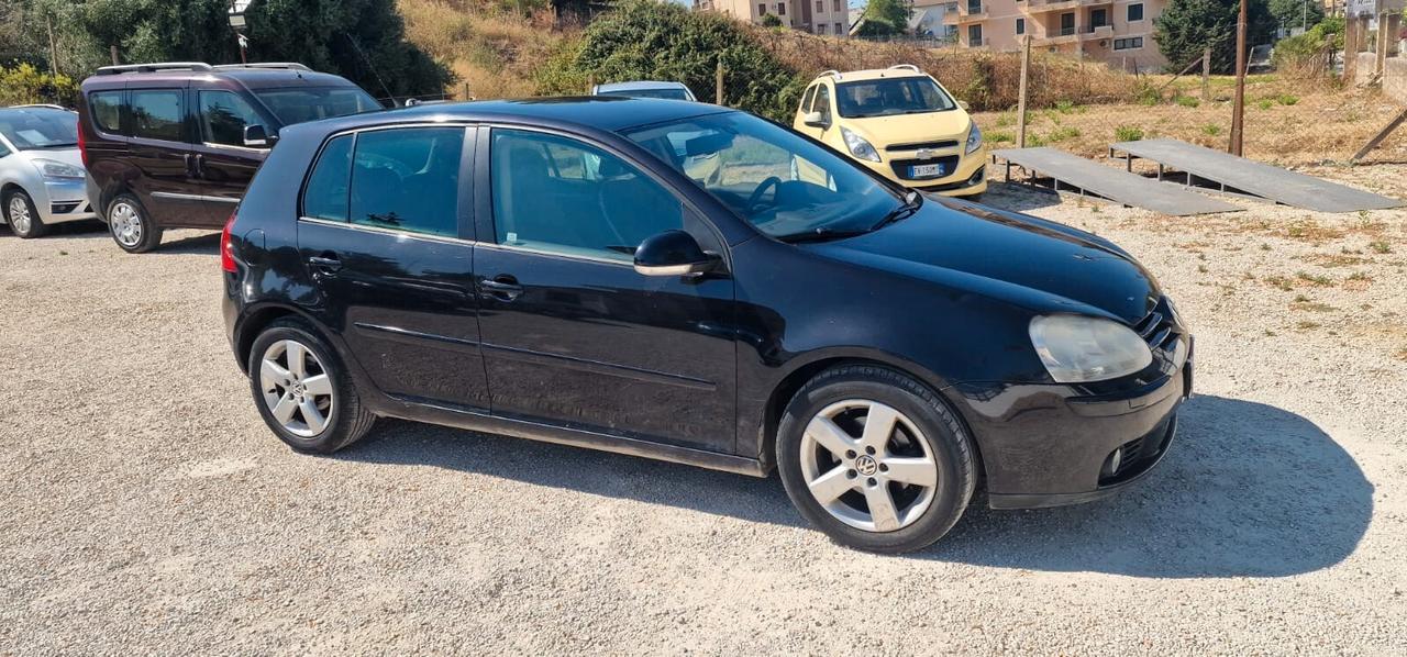 Volkswagen Golf 1.9 TDI DPF 5p. GT Sport