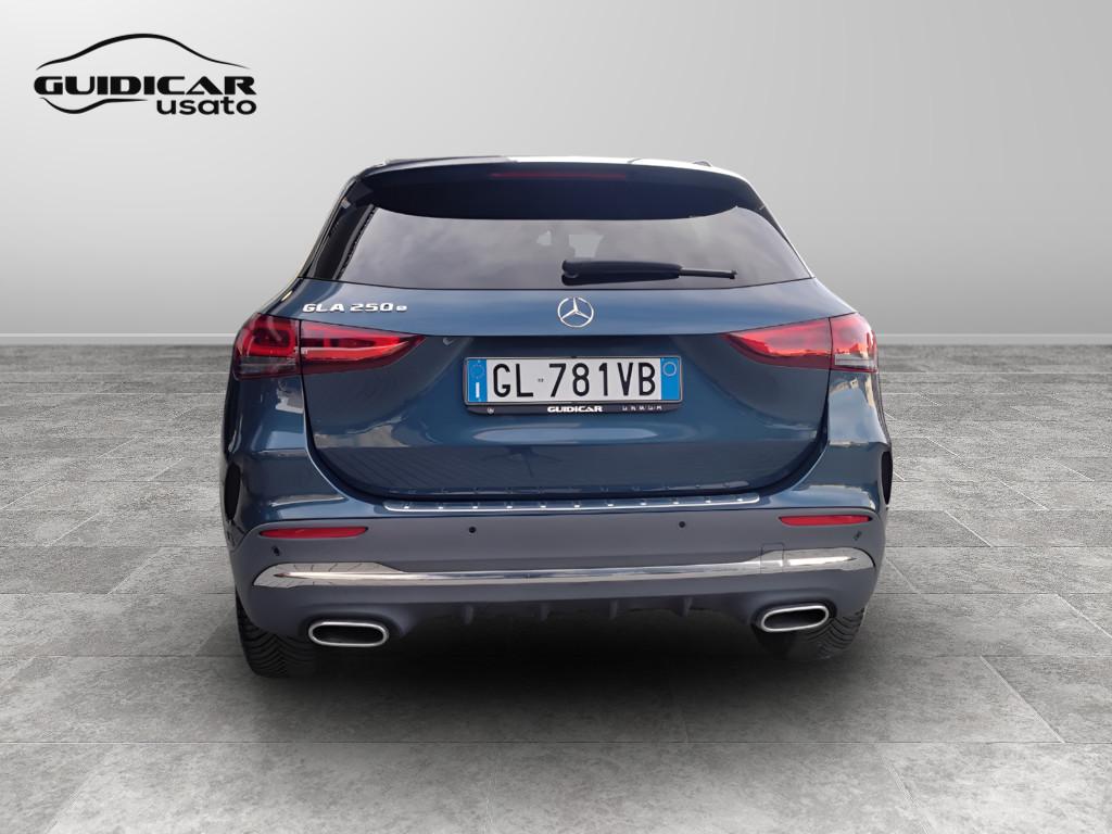 Mercedes-Benz GLA-H247 2020 - GLA 250 e phev (eq-power) Premium auto