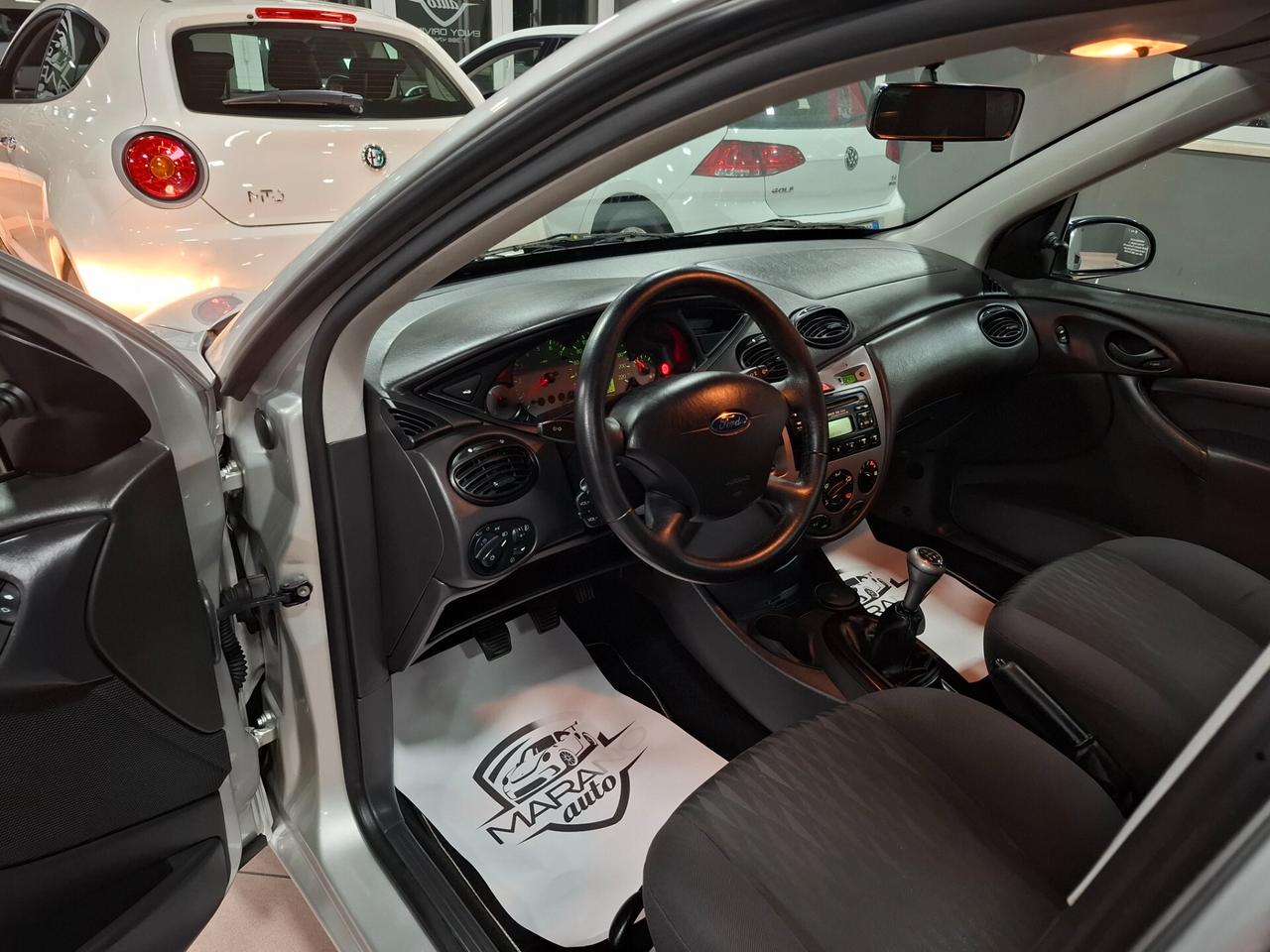 Ford Focus 1.6 benzina Neopatentato