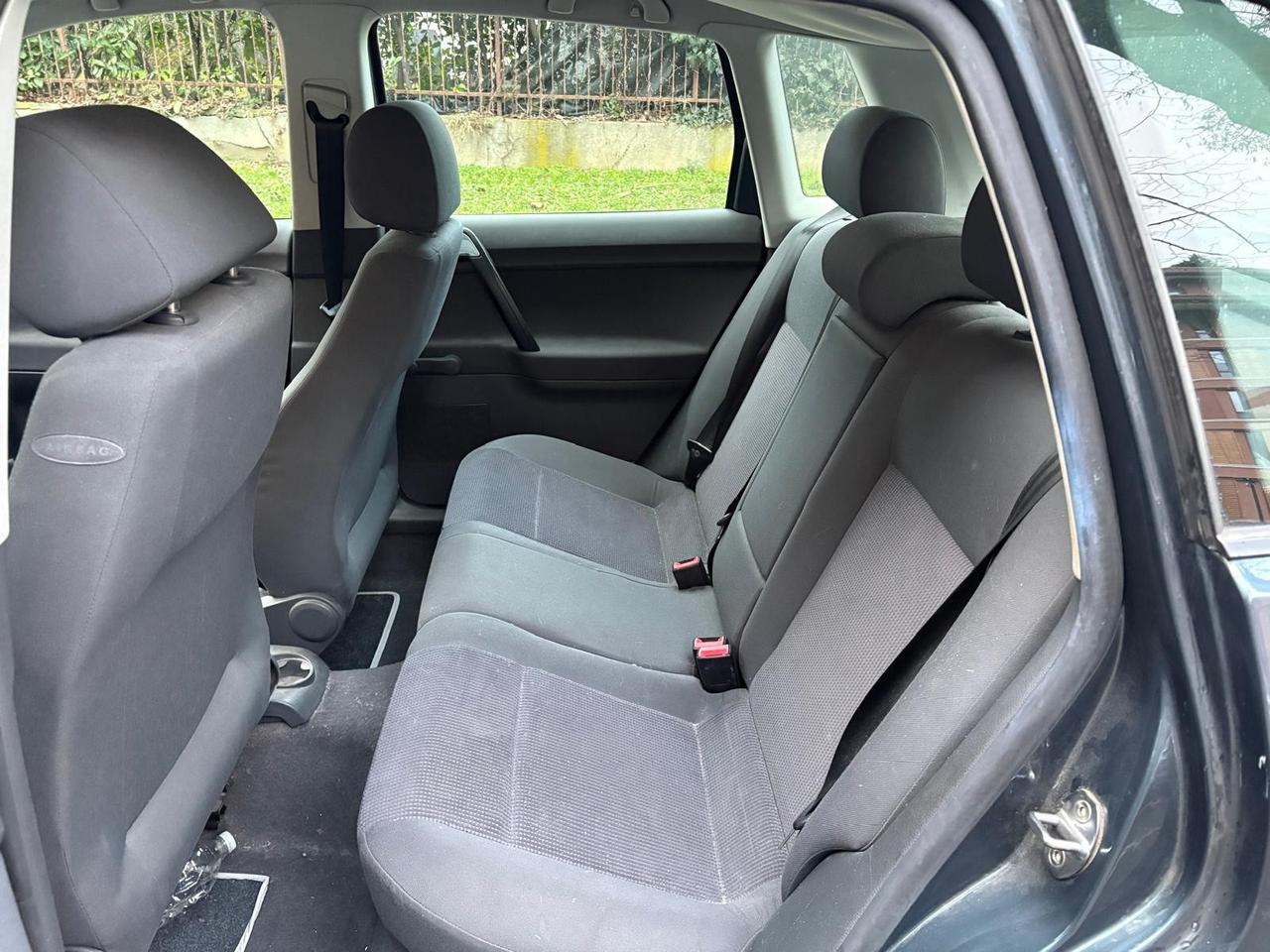 Volkswagen Polo 1.4/75CV 16V 5p. Sportline