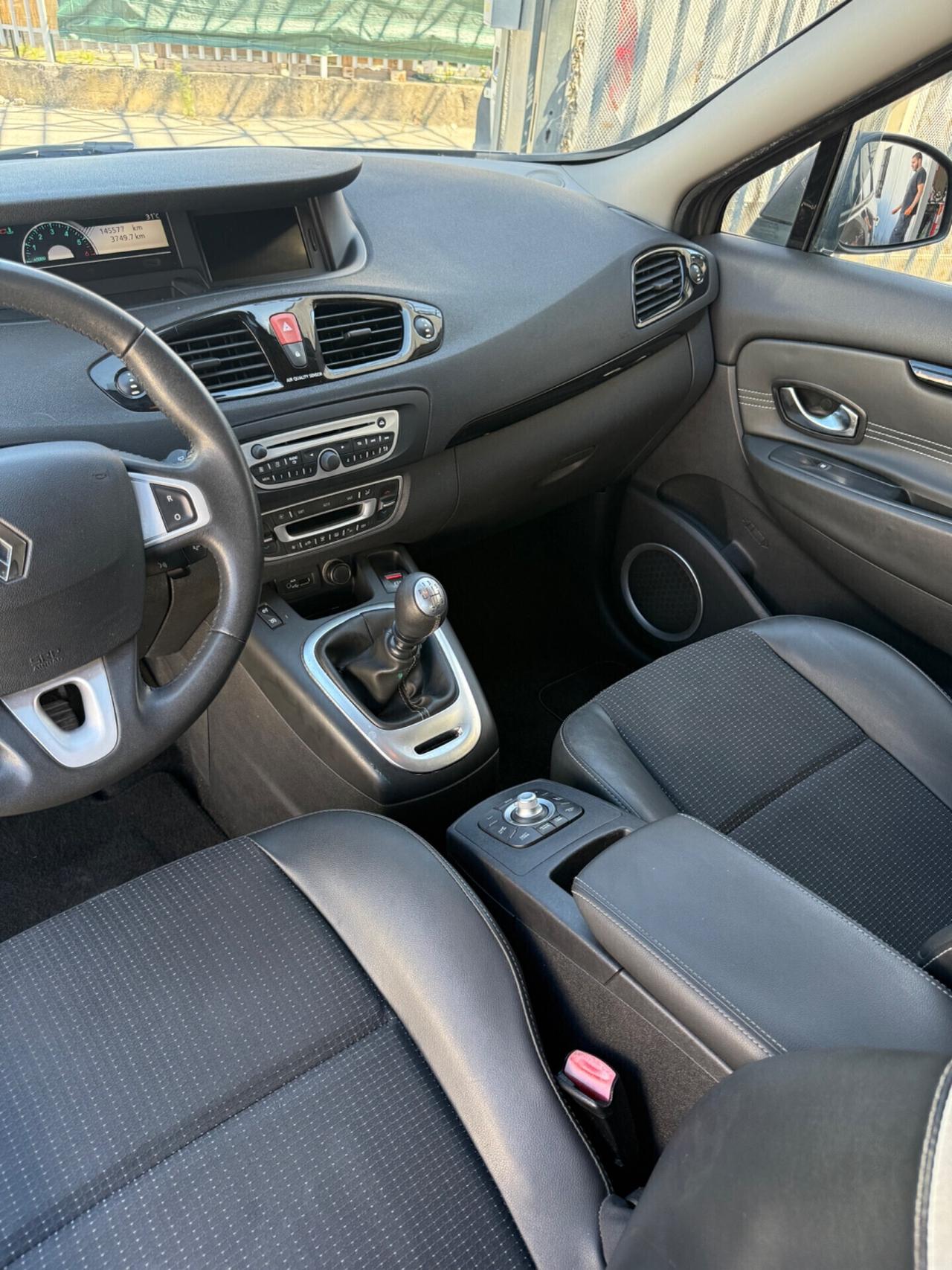Renault Scenic X-Mod 1.6 dCi 130CV