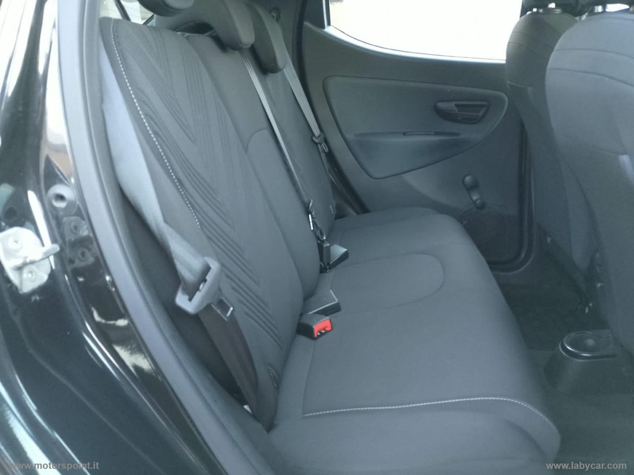 LANCIA Ypsilon 1.0 FireFly 5p.S&S Hyb. Eco Gold