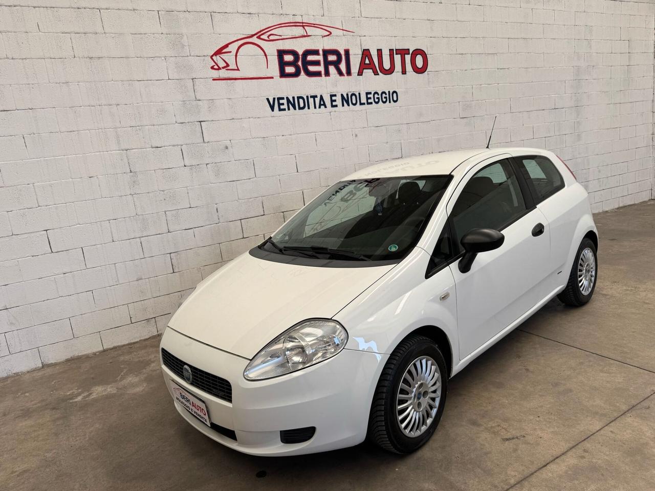 Fiat Grande Punto Grande Punto 1.3 MJT 3 porte Active adatta neopatentati
