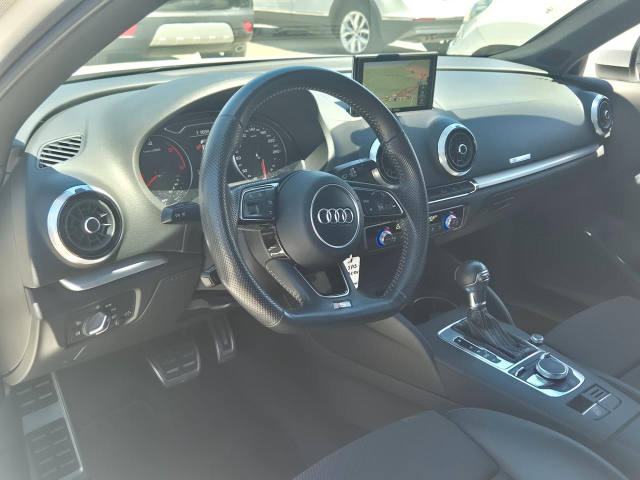 Audi A3 SPB 2.0 TDI S tronic S-LINE