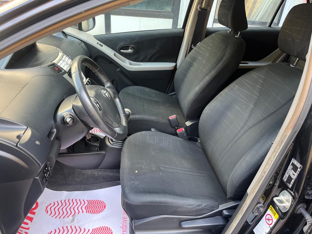 Toyota Yaris 1.3 5 porte Navi
