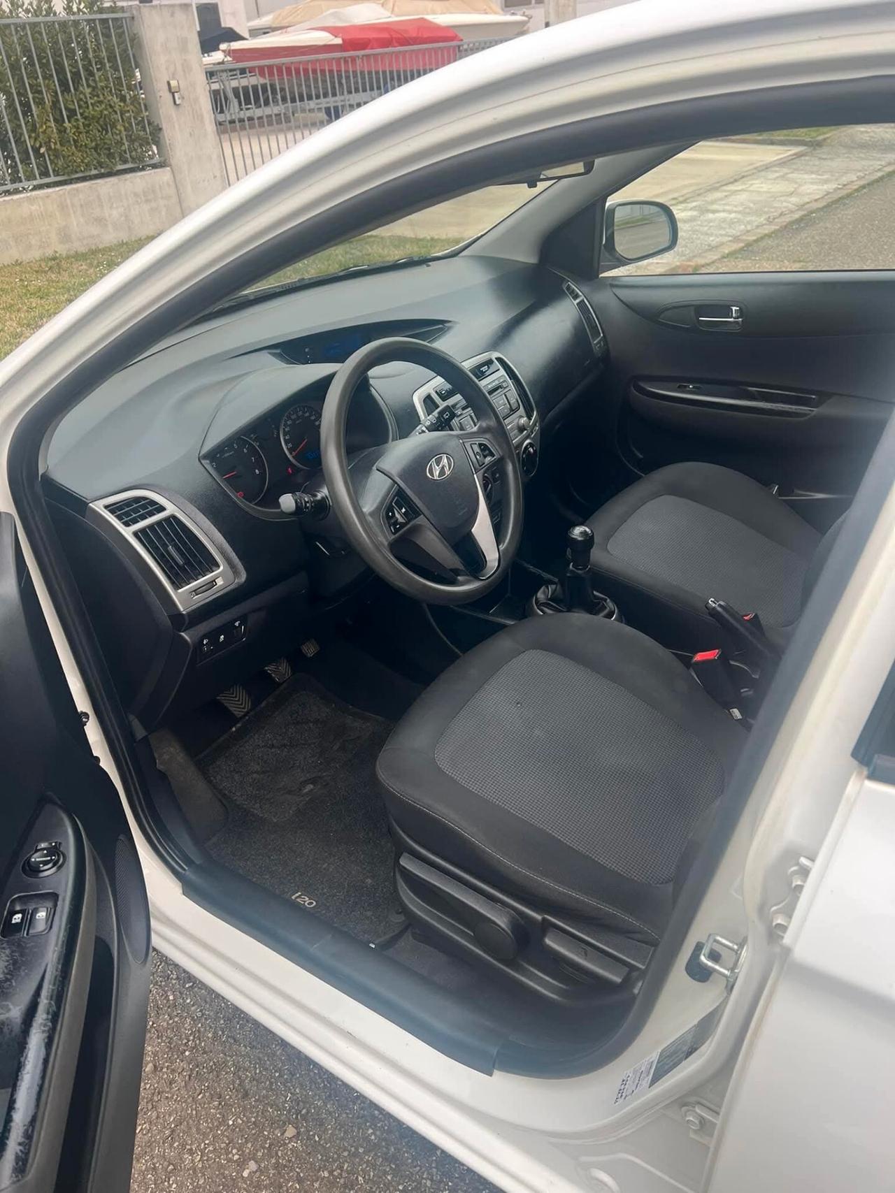 Hyundai i20 1.2 5p. Econext Sound Edition Gpl