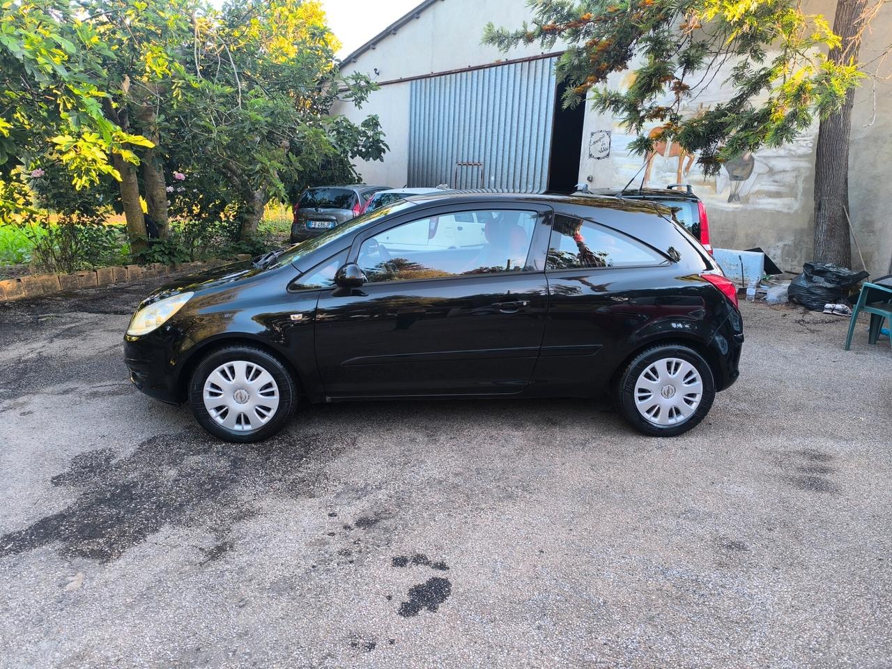 Opel Corsa 1.2 3 porte Enjoy
