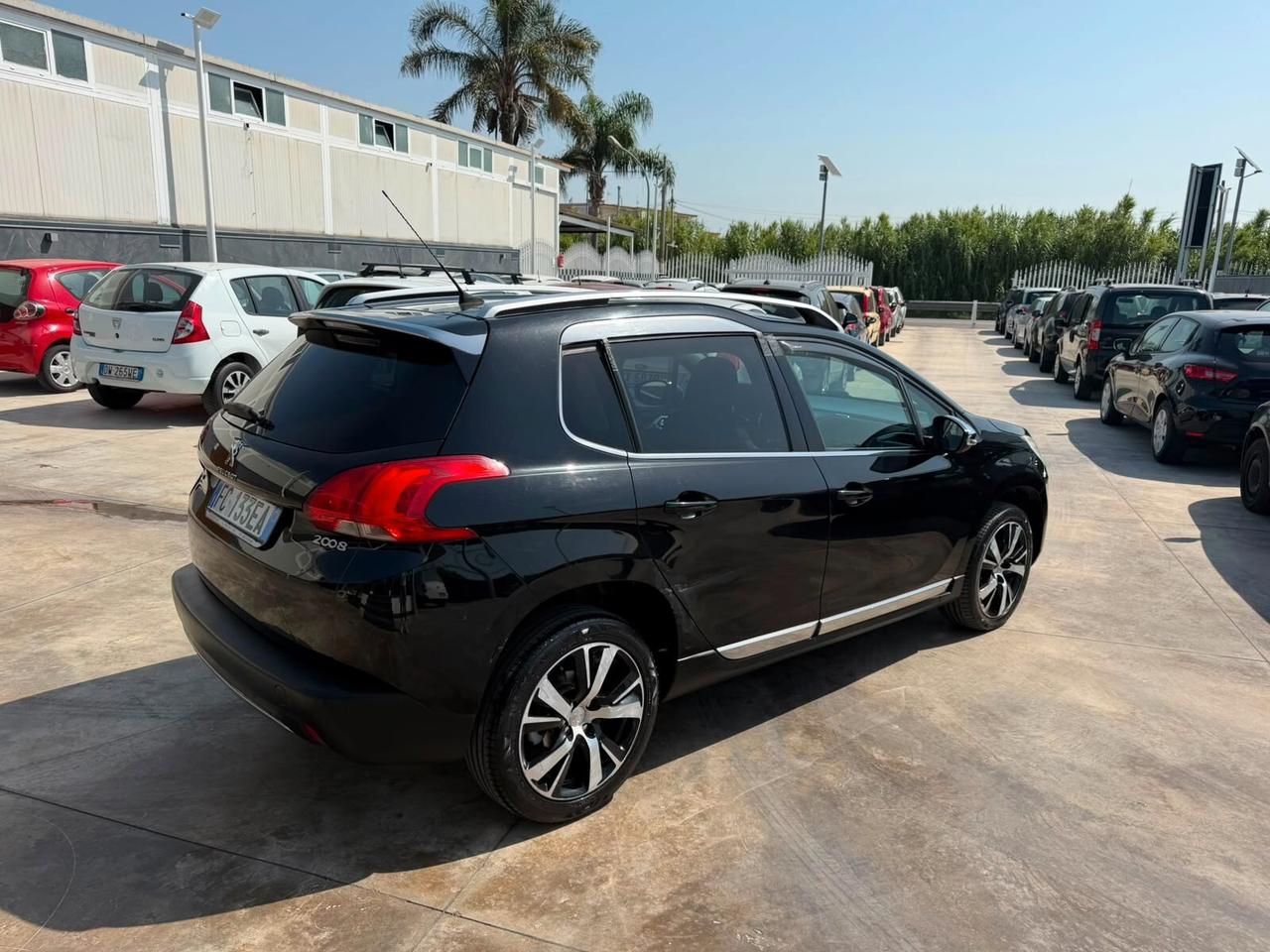 Peugeot 2008 BlueHDi 100 Allure