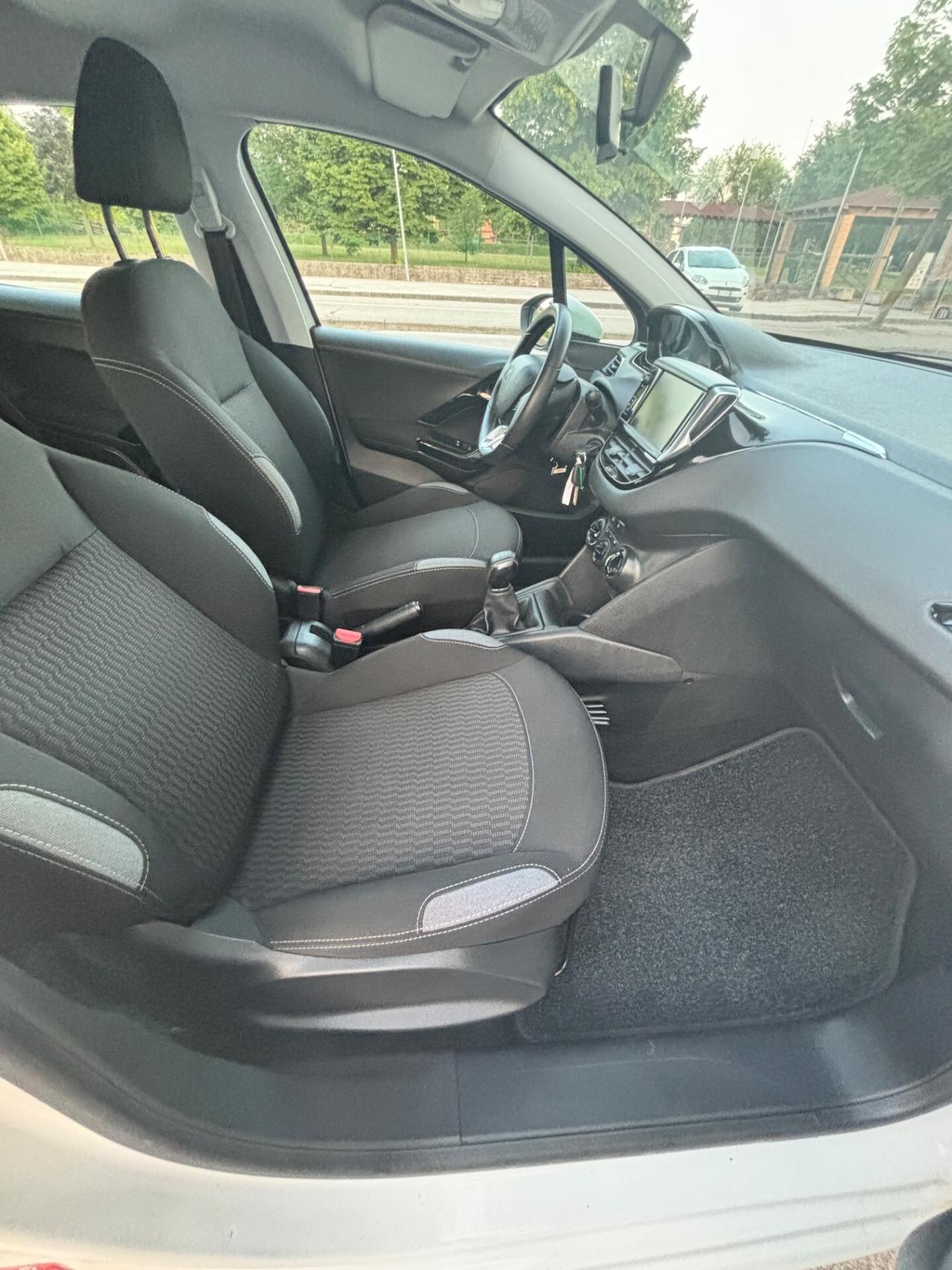 Peugeot 208 PureTech 68 5porte Access