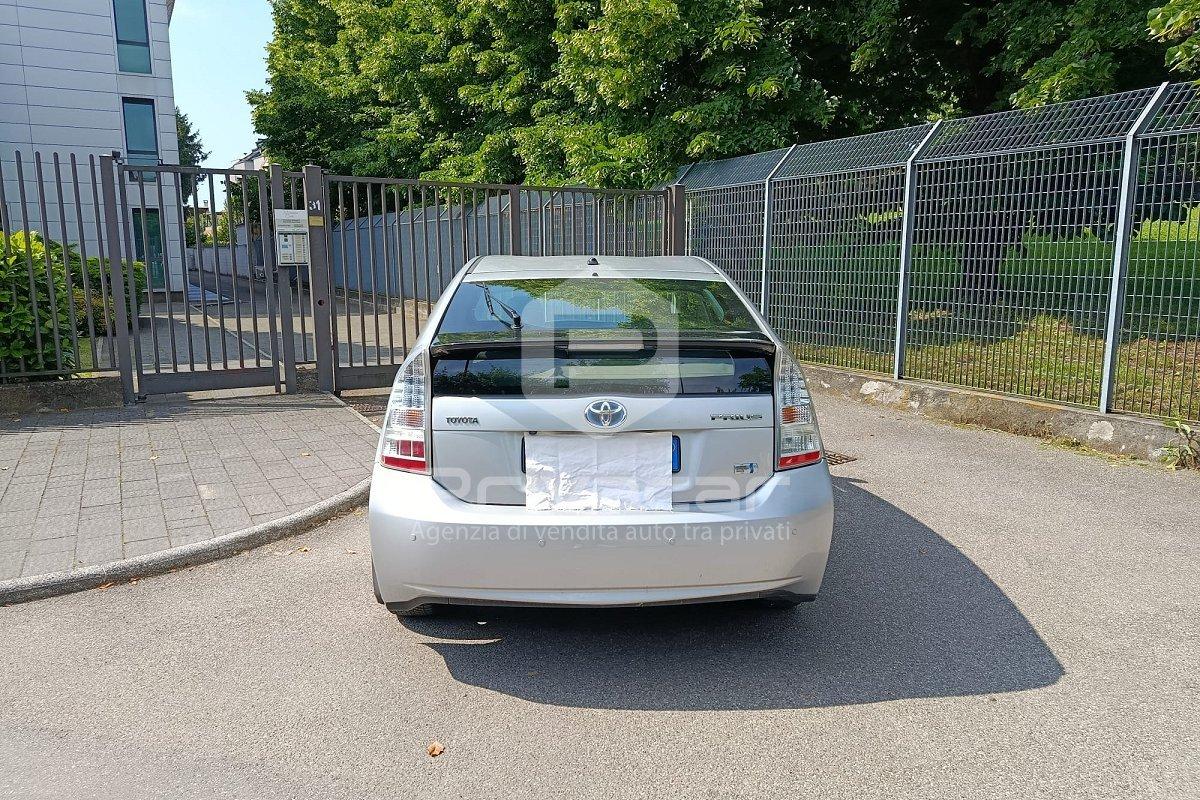 TOYOTA Prius 1.8 Active