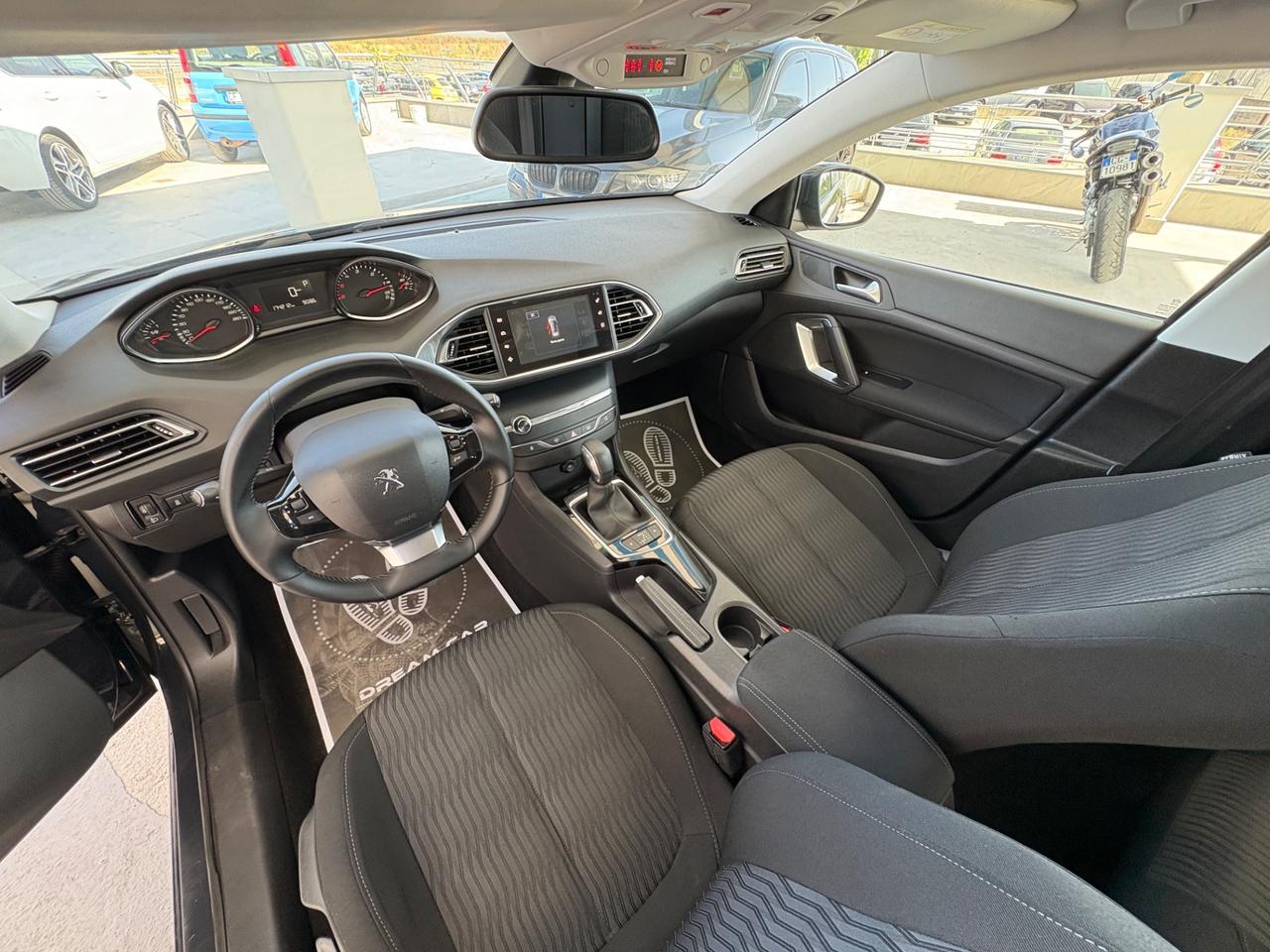 Peugeot 308 BlueHDi 120 S&S EAT6 Business