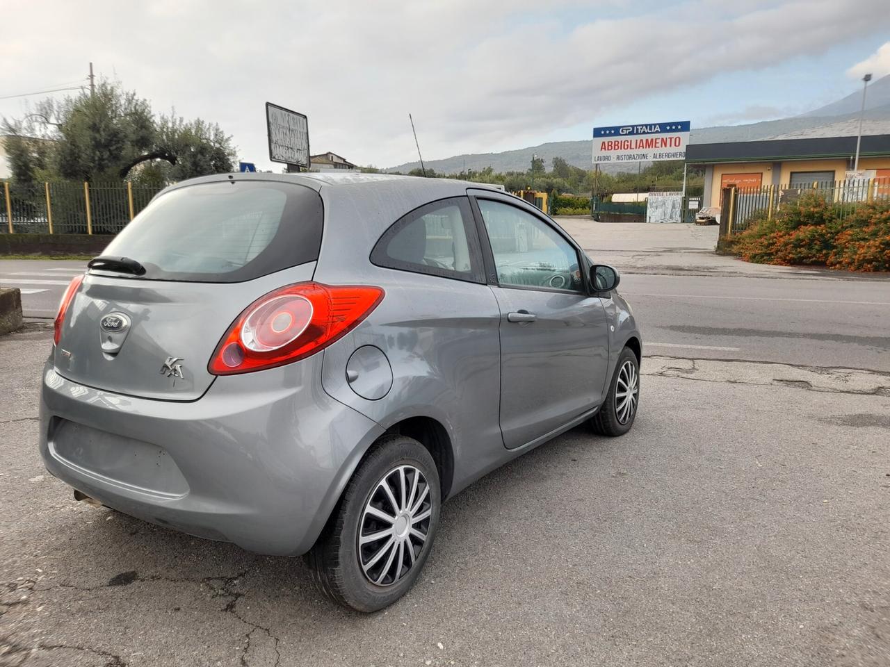 Ford Ka 1.3 TDCi 75CV