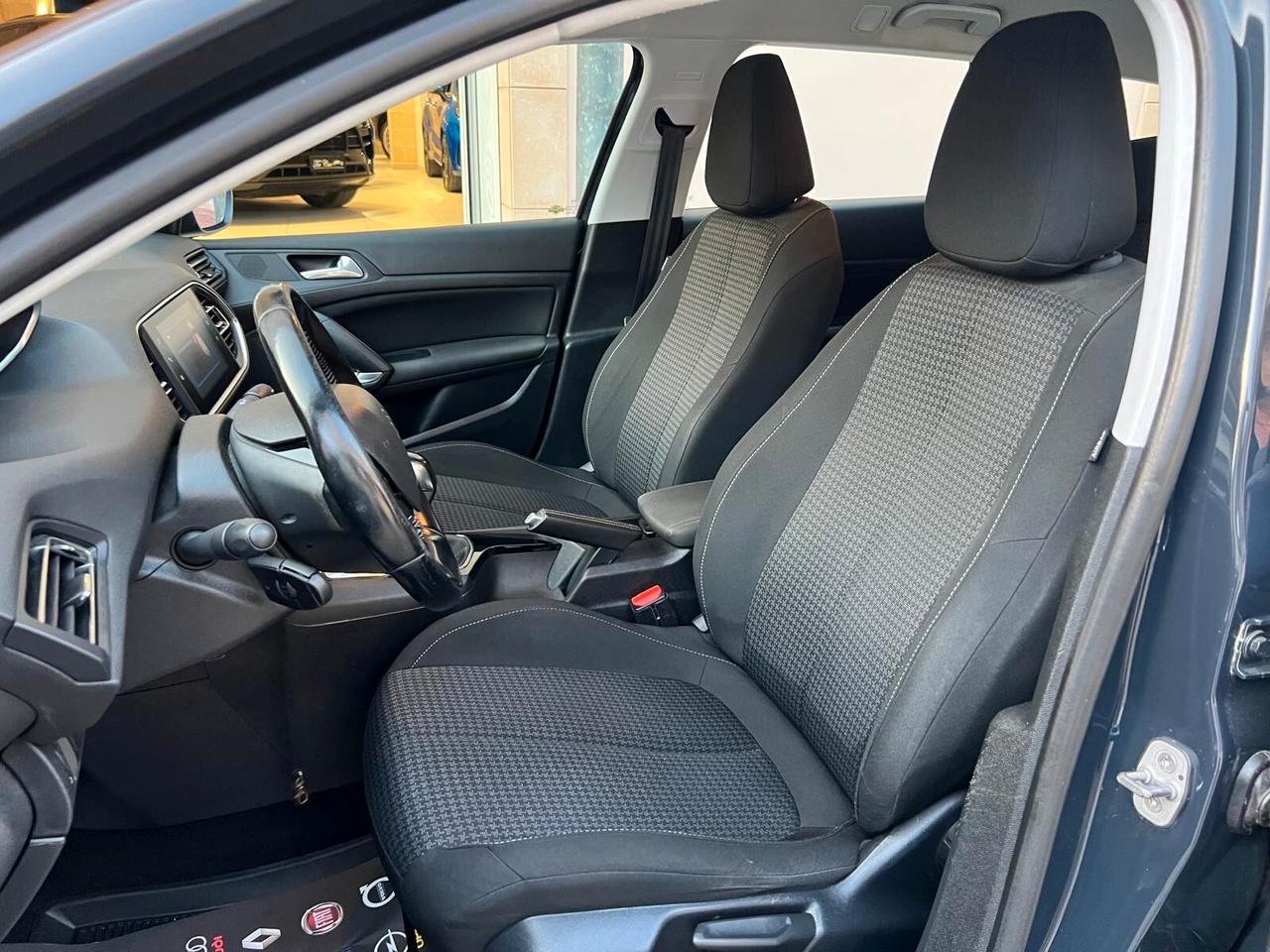 PEUGEOT 308 1.6 ALLURE 100CV NAVI CRUISE OK NEOPATENTATO ANNO 2018
