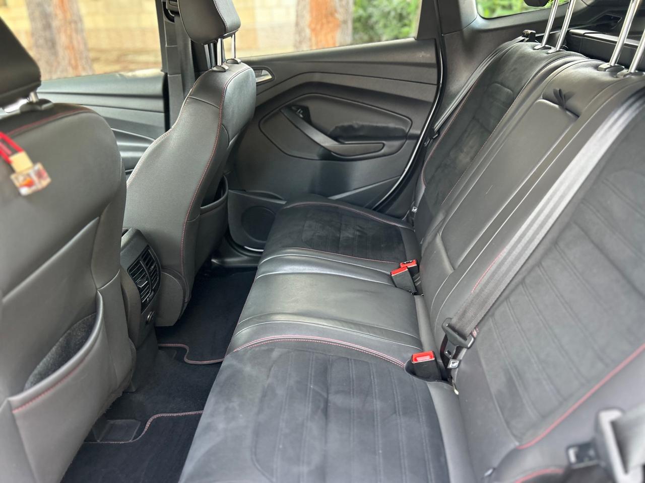 Ford Kuga 2.0 TDCi 2WD ST-Line