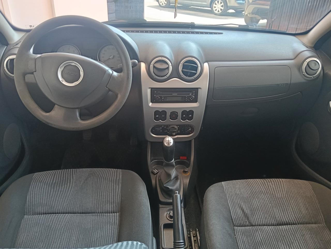 Dacia Sandero 1.4 8V GPL-per neopatentati -2009