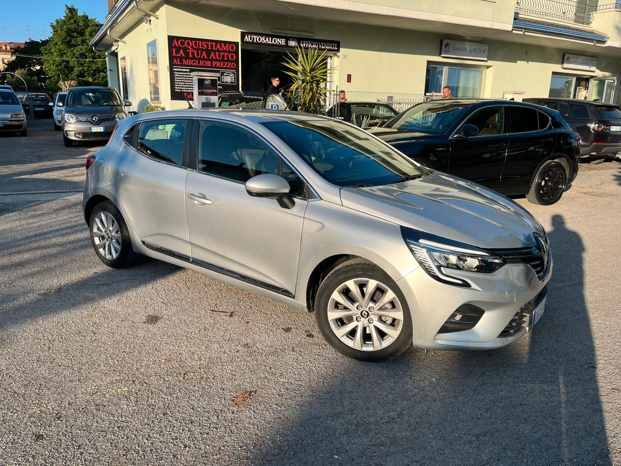 Renault Clio Full Hybrid E-Tech 140 CV 5 porte Intens