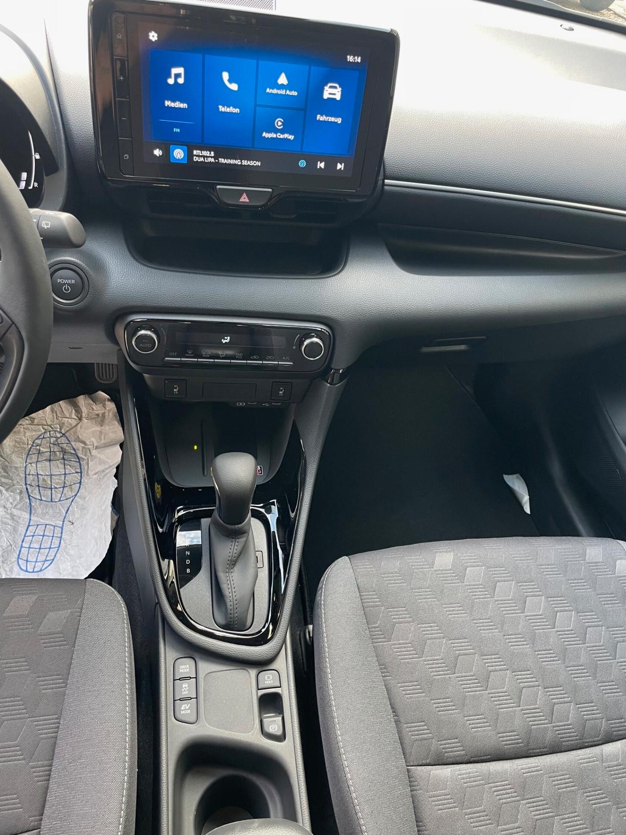 Toyota Yaris 1.5 Hybrid 5 porte Trend