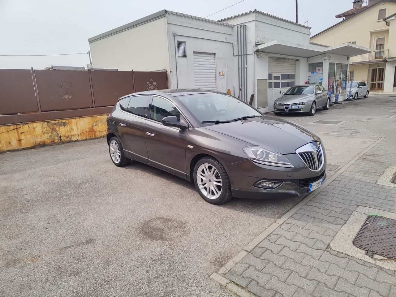 Lancia Delta 1.6 MJT DPF Selectronic Oro