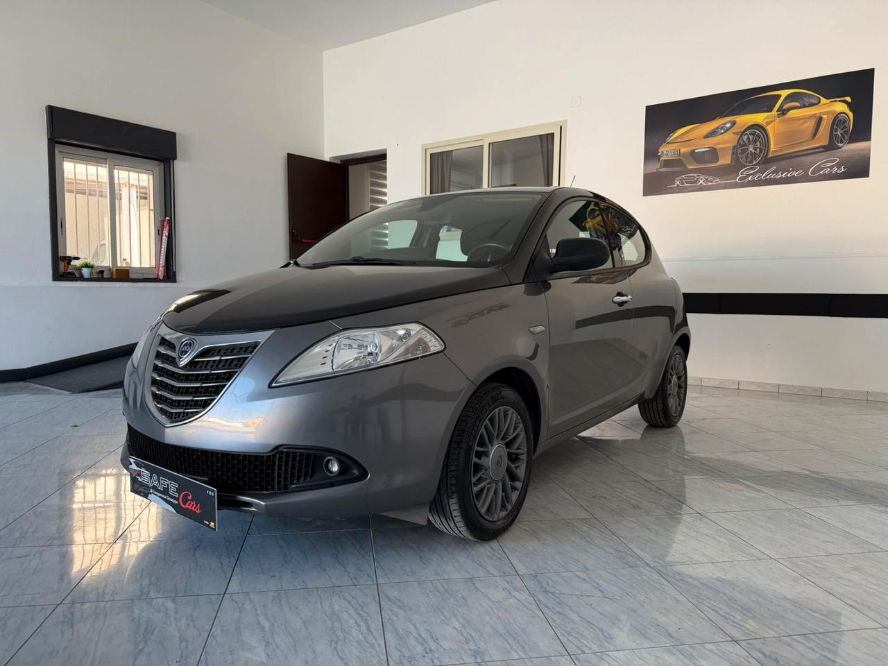 Lancia Ypsilon 1.2 69 CV 5 porte Silver