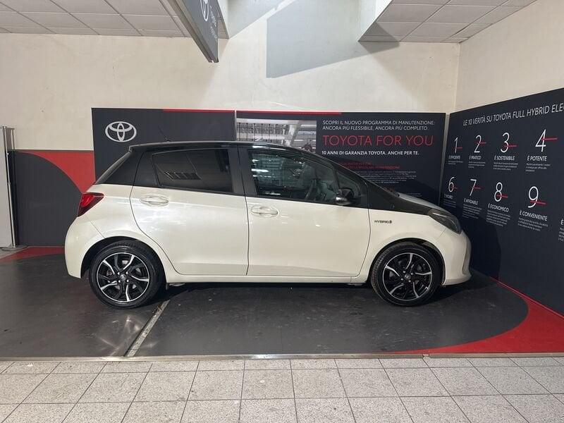 Toyota Yaris 1.5 Hybrid 5 porte Trend "Platinum Edition"