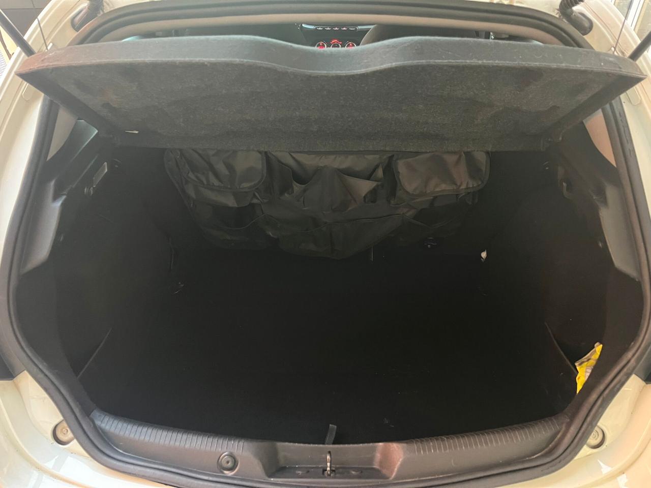 Alfa Romeo Giulietta 1.6 JTDm-2 105 CV Distinctive