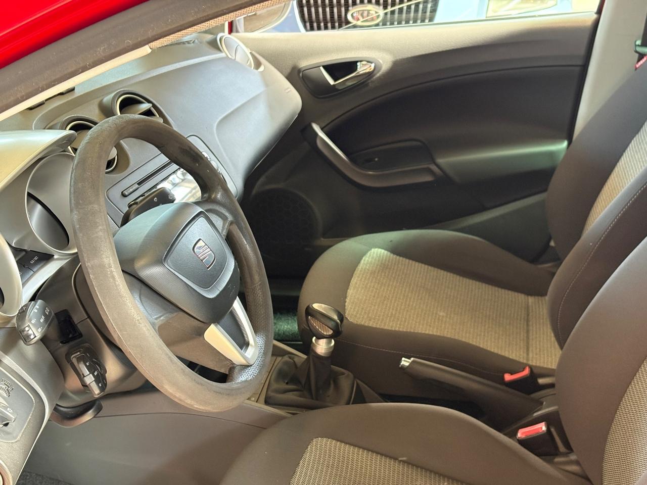 Seat Ibiza 1.4 5p. Style Dual