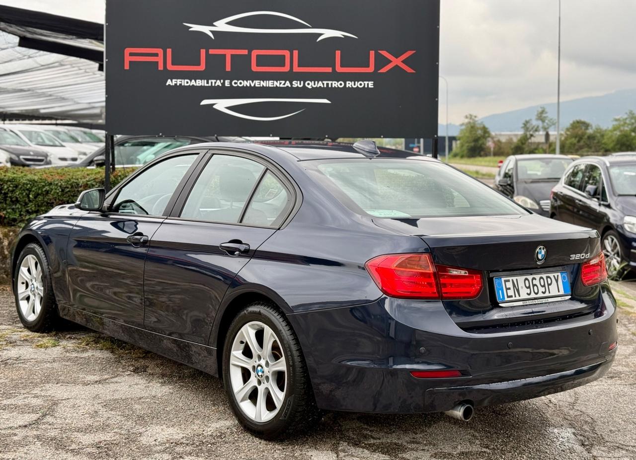 Bmw 320d 184CV 2013 F30 BERLINA CAMBIO MANUALE