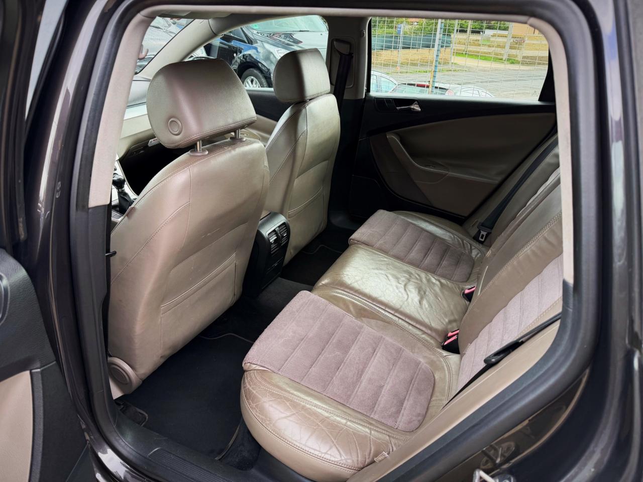 Volkswagen Passat 2.0 TDI DPF Var. Highline