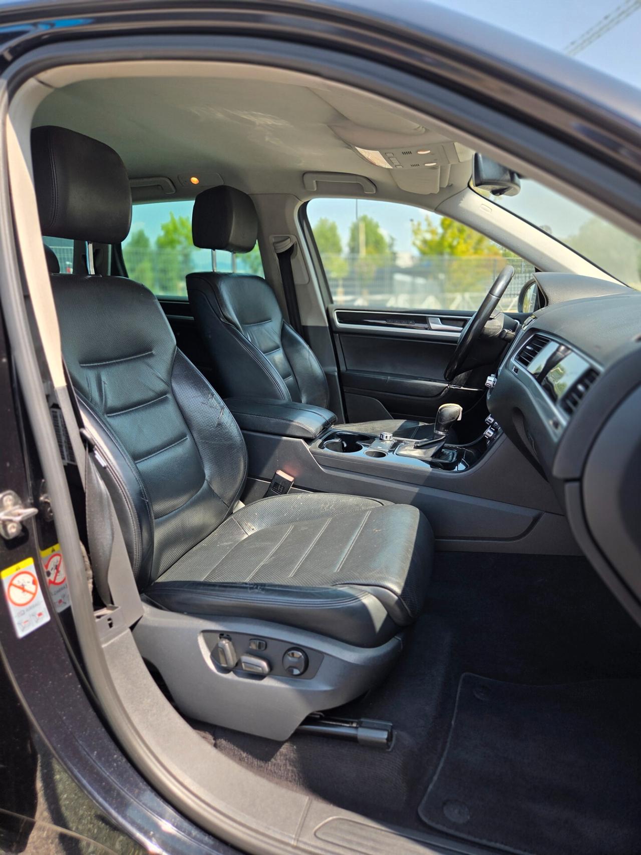 Volkswagen Touareg 3.0 TDI 245 CV tiptronic BlueMotion Techn. Executive