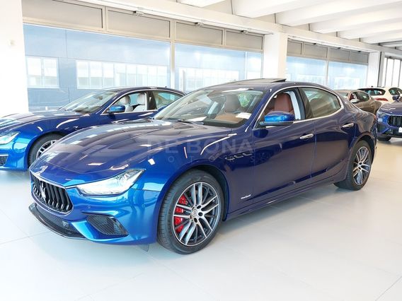 Maserati Ghibli 3.0 v6 v6 350cv gransport rwd auto