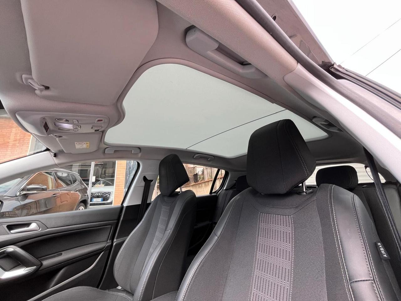 Peugeot 308 BlueHDi 130 S&S Allure TETTO