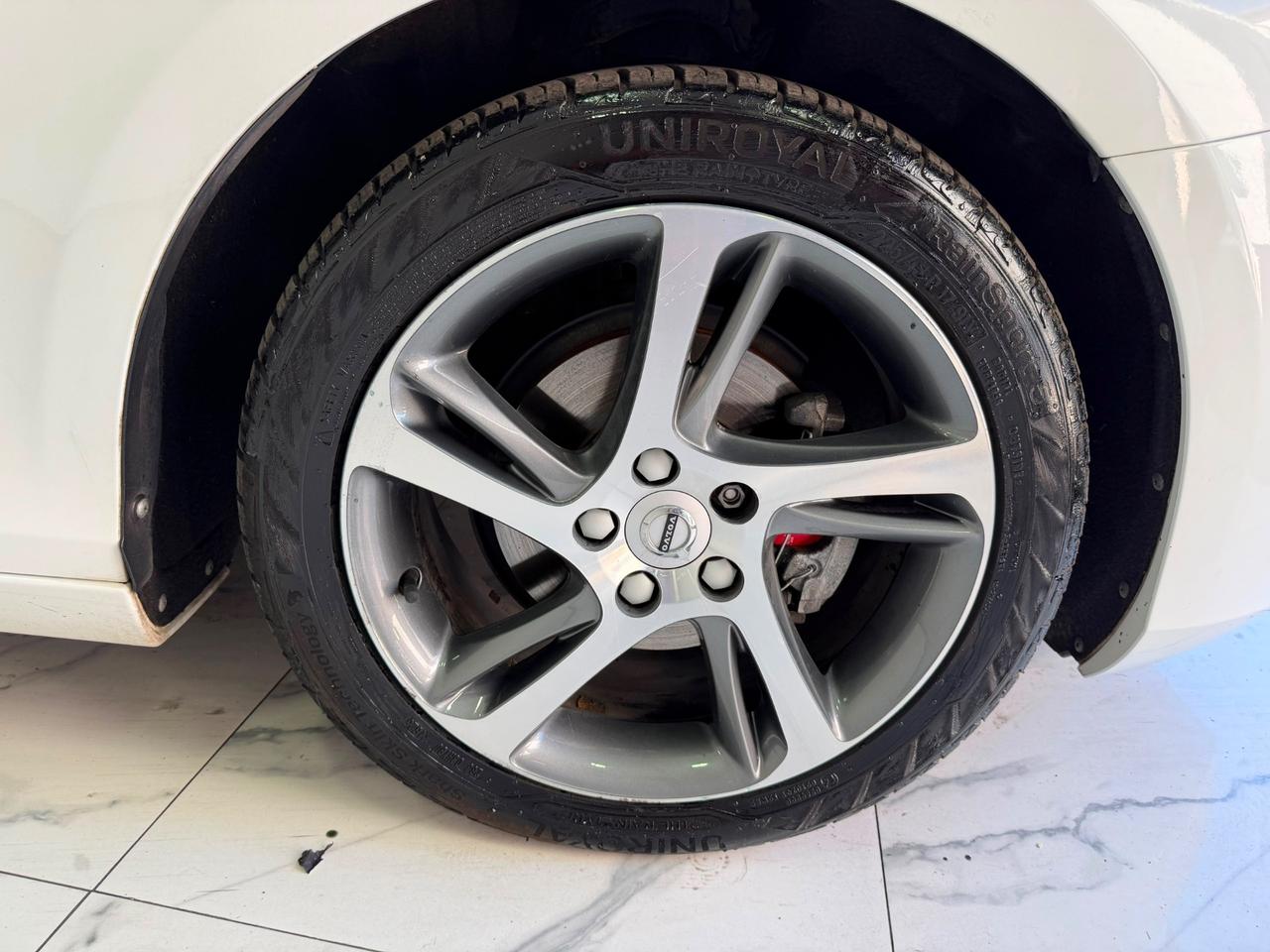 Volvo V40 D2 2.0 TDI 120 CV -UNIPRO-GARANTITA -2018