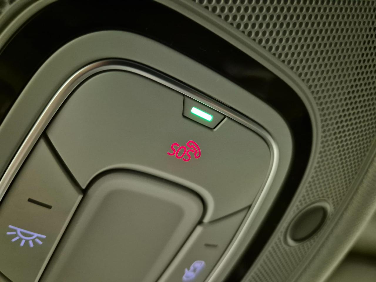 Audi A4 Avant 40 2.0 tdi S Line edition 190cv s-tronic - ACC/Lim - Sens. Park.