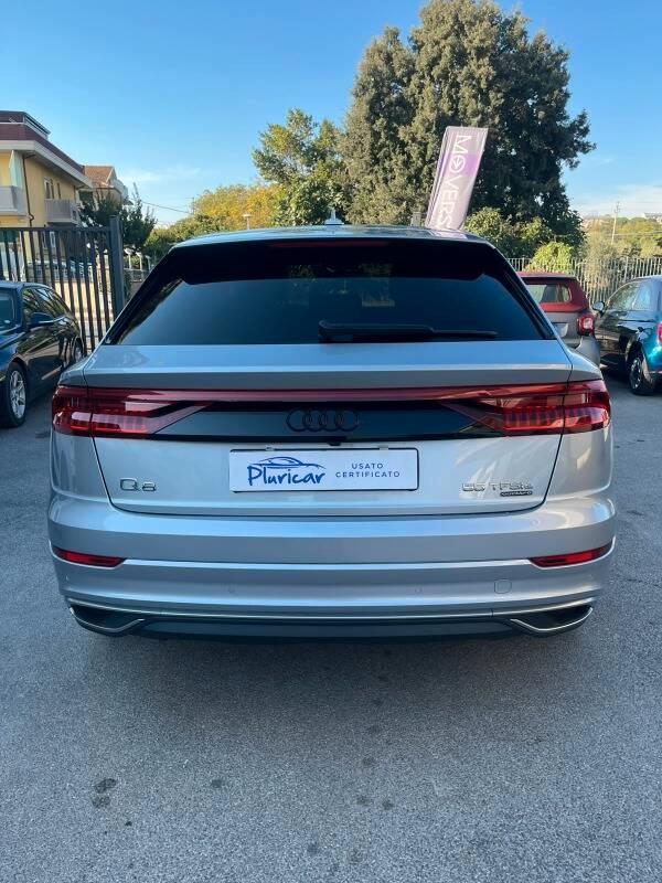 Audi Q8 55 3.0 tfsi e quattro tiptronic
