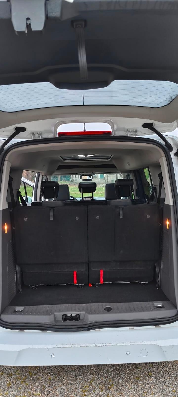 Ford Tourneo Connect Gran 1.5 TDCi 120 CV Plus