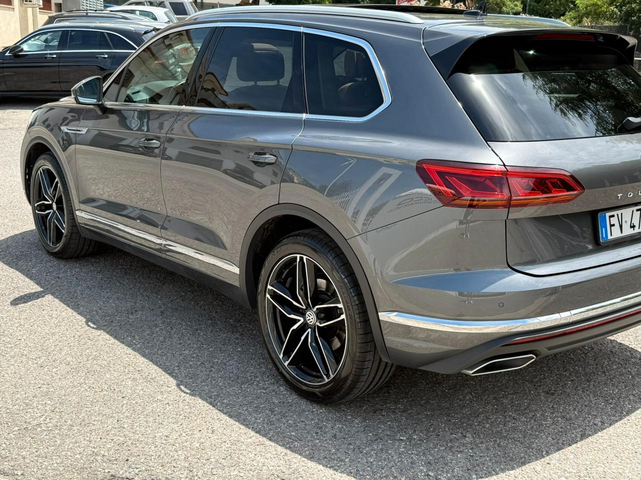 Volkswagen Touareg 3.0 V6 TDI SCR Advanced Tetto