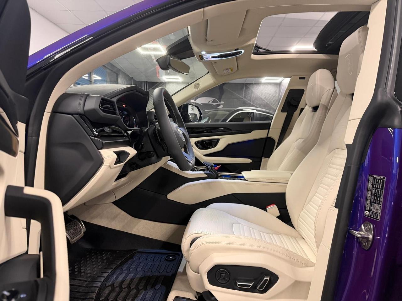 LAMBORGHINI URUS SE 4.0 V8 PHEV 620CV TETTO PELLE NAVI ANNO 2025