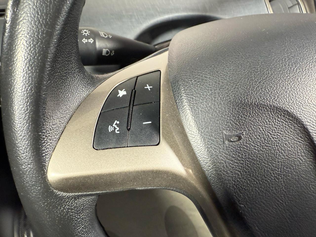 Lancia Ypsilon 1.0 FireFly 5 porte S&S Hybrid Gold LEGGI PROMO!