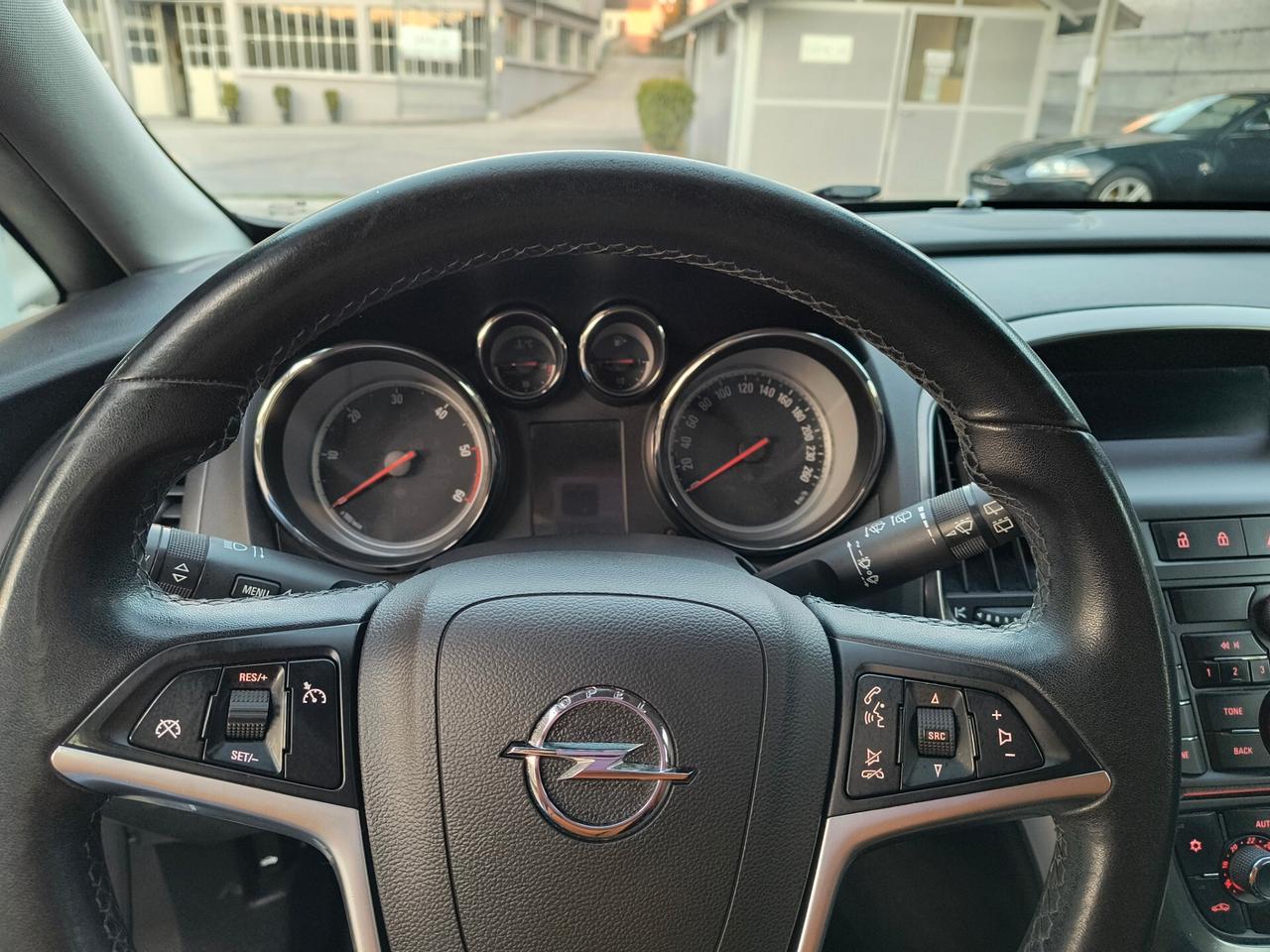 Opel Astra 1.3 CDTI 95CV 5 porte Cosmo
