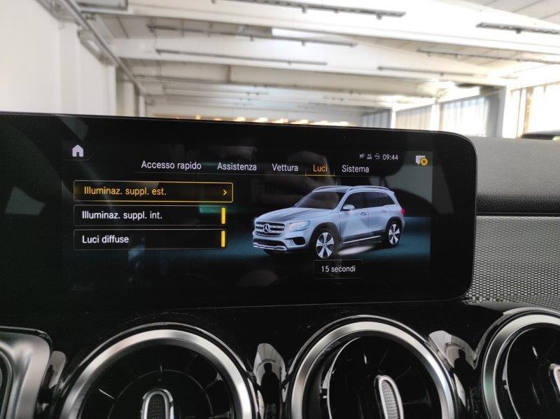 Mercedes-Benz GLB (X247) - GLB 200 d Automatic Business Extra