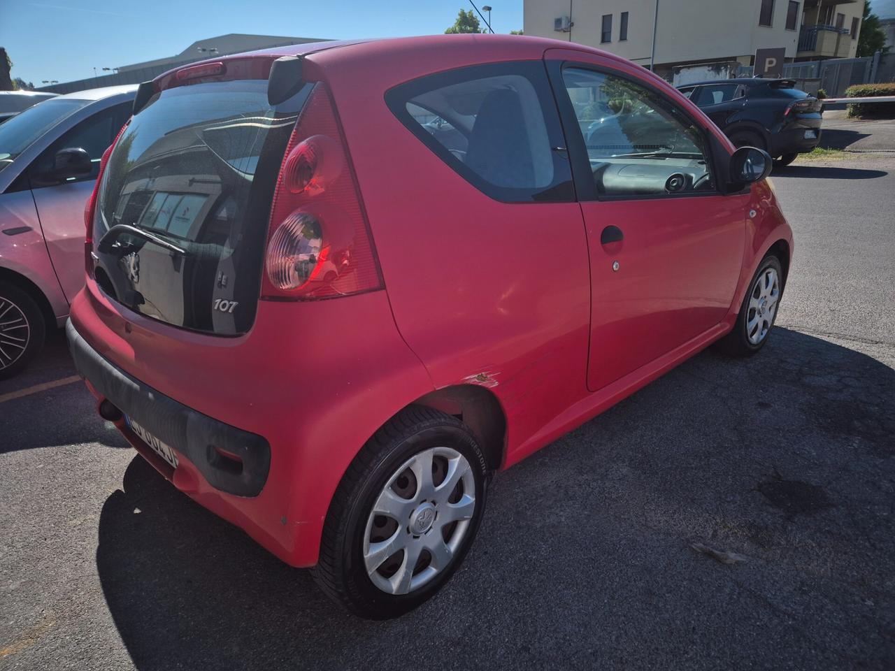 Peugeot 107 1.0 68CV 3p. Access SOLO 90000 KM!!!!