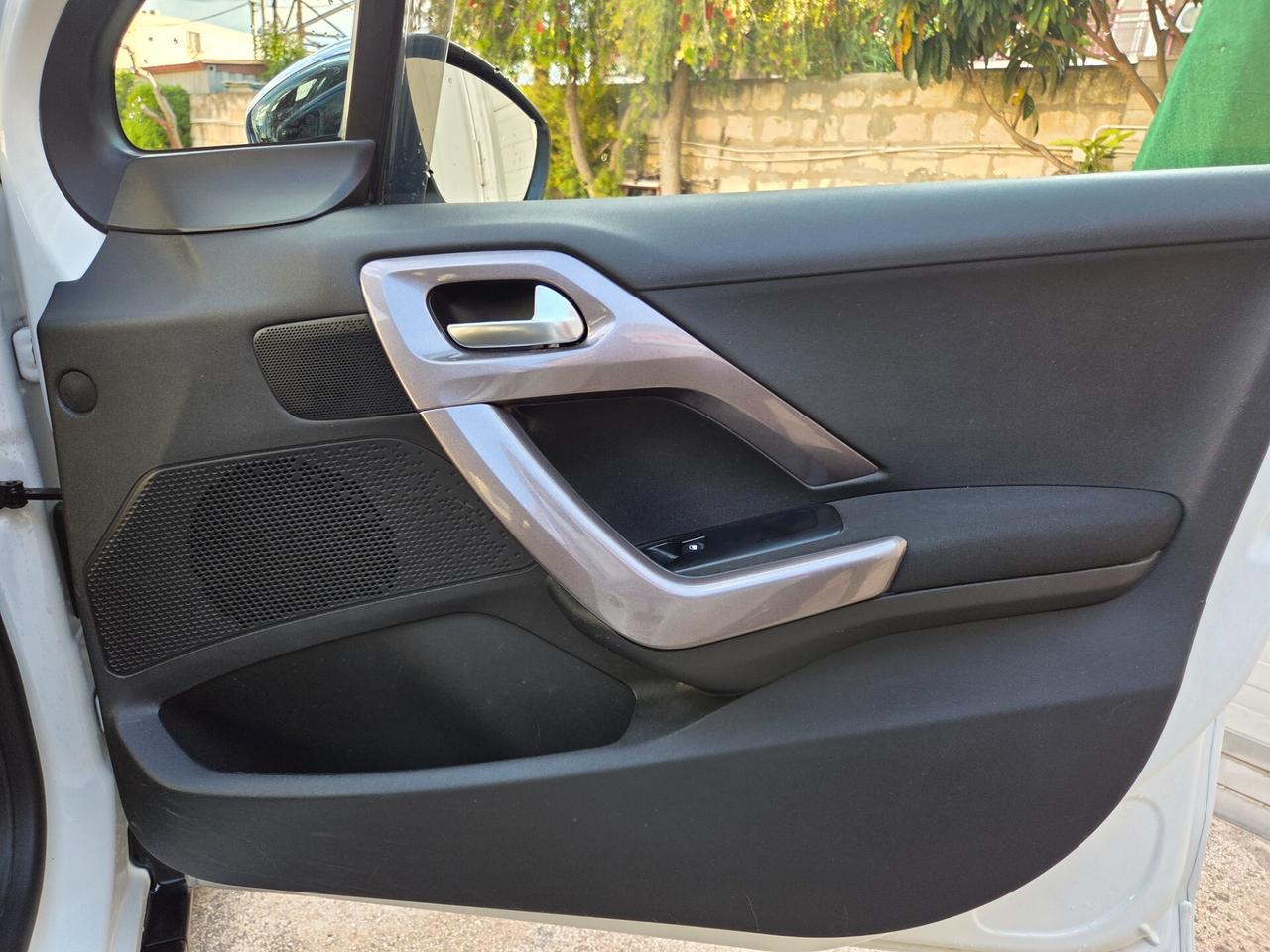 Peugeot 2008 1.4 HDi 68CV Allure